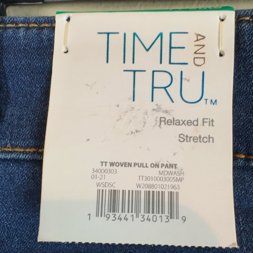 NWT Time and Tru Relaxed Fit Stretch Cotton Blend Denim Jeans; Size XL Petite - Picture 10 of 13